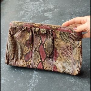 EXCELLENT vintage snakeskin clutch